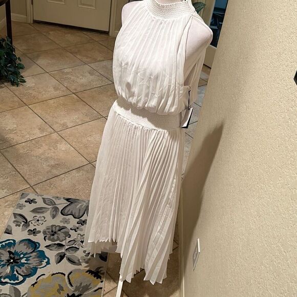 Halogen M High Neck Pleated Blouson Party Dress Bright White Marilyn Monroe New - Picture 3 of 12